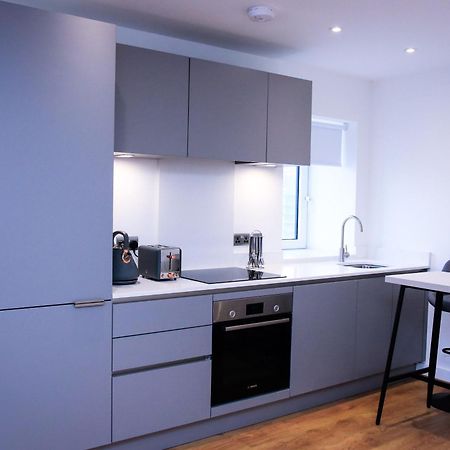 Fezza Luxury Apartment London Exteriör bild